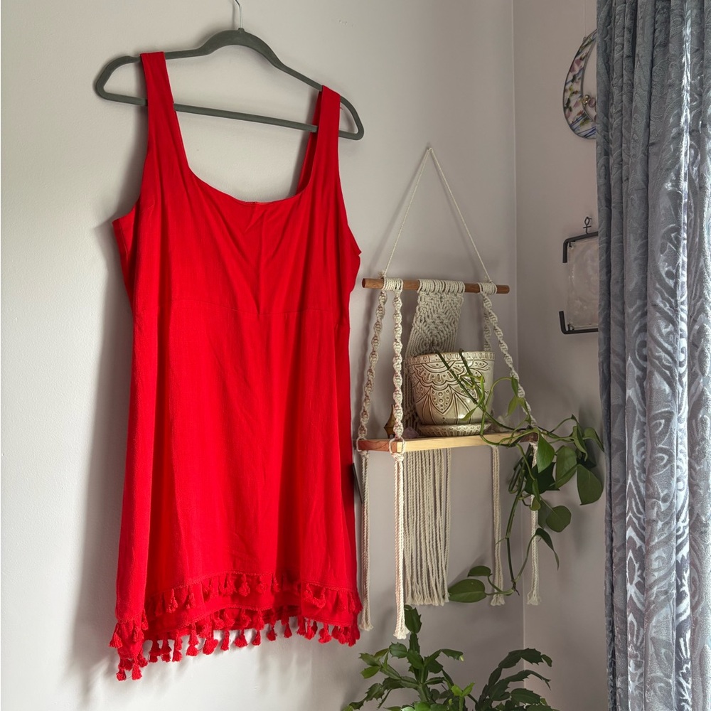 Red Sleeveless Dress with Tassel Hem